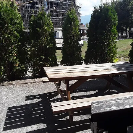 Apartment 5 Personnes En Rez De Jardin